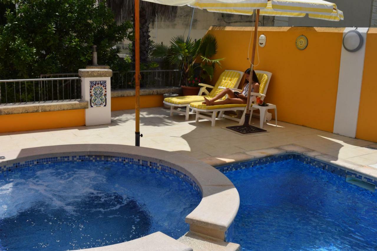 Central Villa Flatlet With Pool - Free Parking And Wifi Lija エクステリア 写真